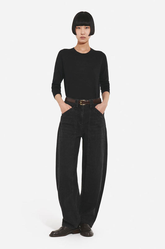 Crew Neck Sweater in Fine Cashmere - Black