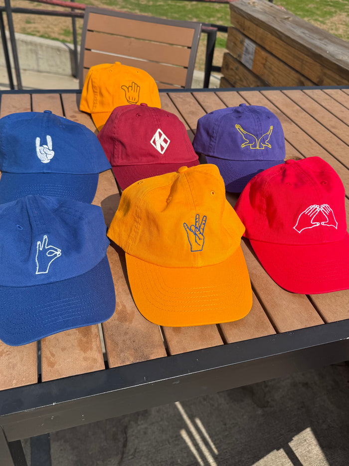 D9 - Hand Sign "Dad Caps"