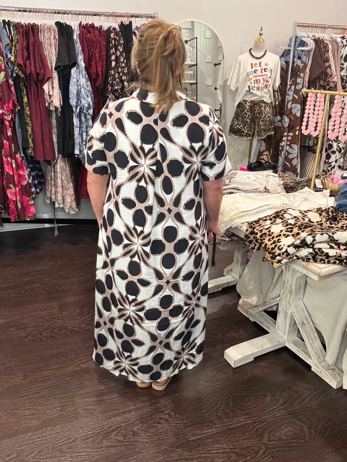 Entro Printed Short Sleeve Midi Dress