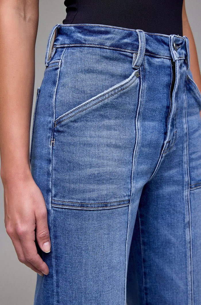 Medium Wash Comfort Flare