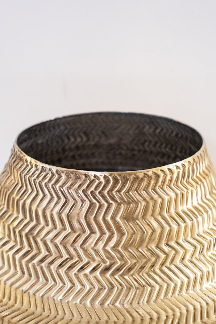 Mujj Brass Pot