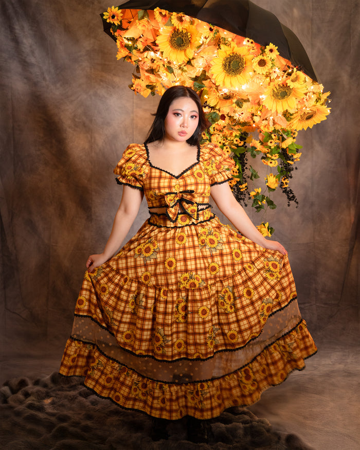 Sunflower Carousel Top (Pre-Order CLOSED)