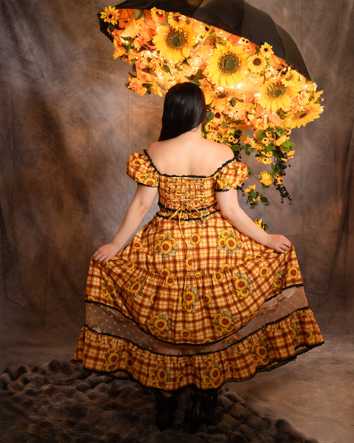 Sunflower Carousel Top (Pre-Order CLOSED)