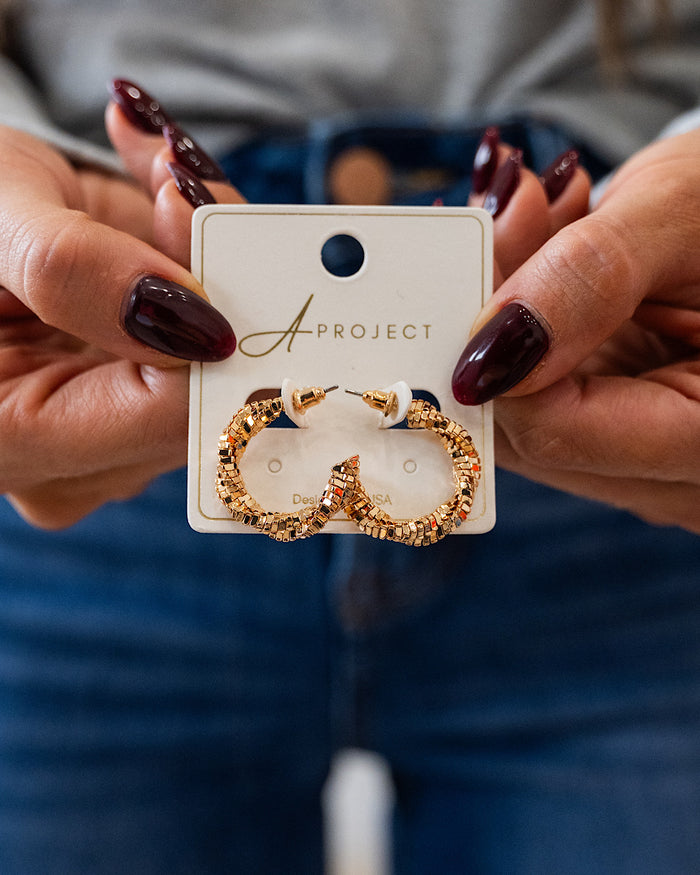 Twisted Chain Open Hoop Earrings - Gold Trendy Wholesale